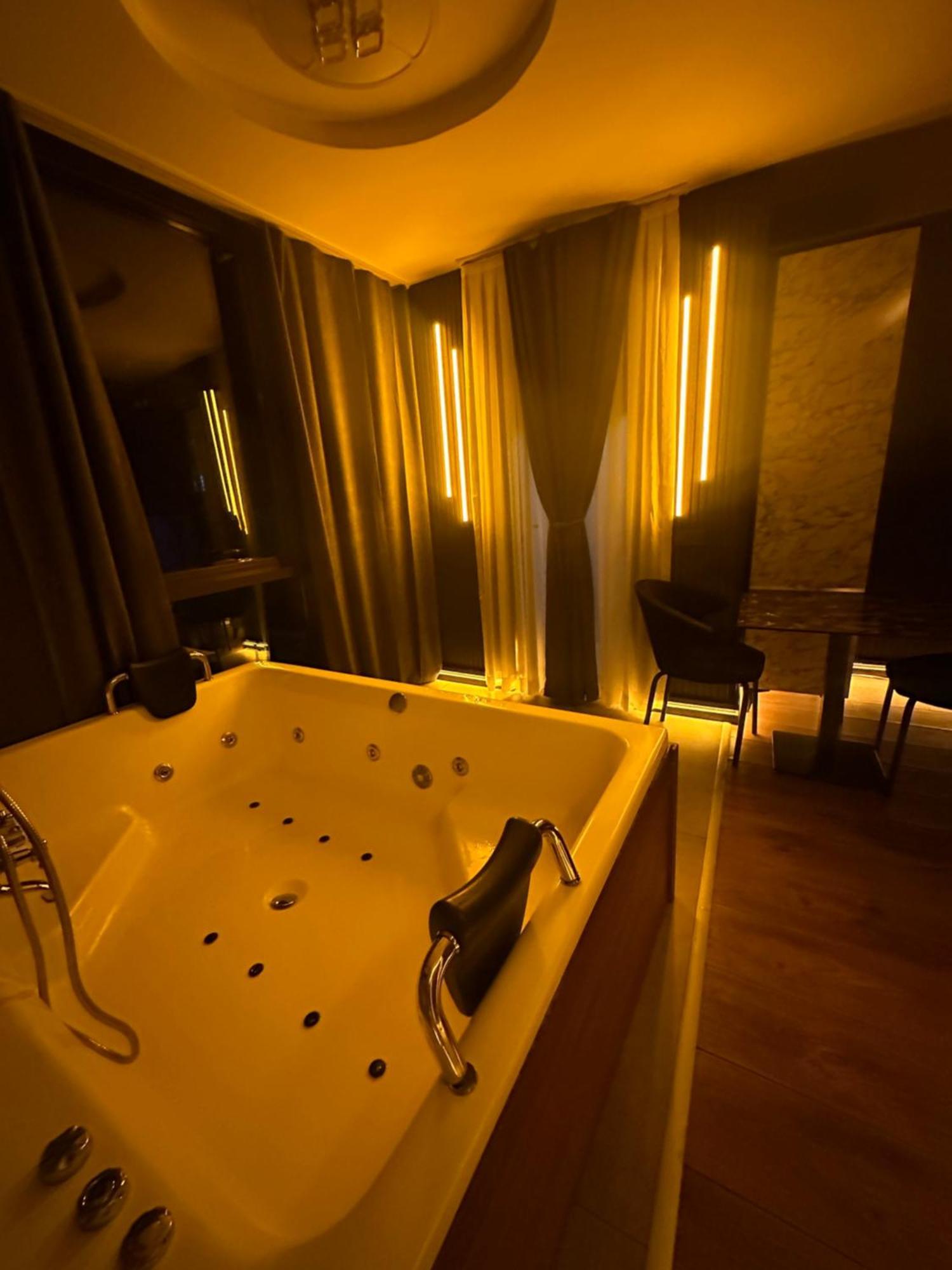 New Arcadia Suites Taksim Istanbul Exteriör bild